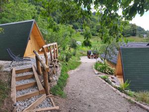 Pr Končovc - wooden tent
