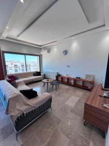 Amazing Sunshine Seaview Duplex Wifi & Parking Hammamet