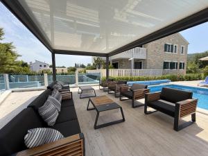 Two Bedroom Sea View Apartment