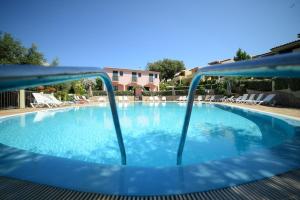 Momo house Badesi spacious Bilo with veranda and pool