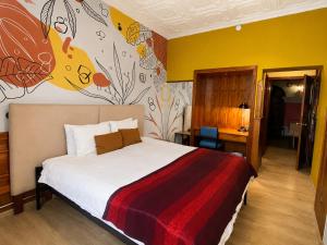 Cavi Rooms 202