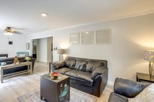 Home with Water Access: Close to Saratoga