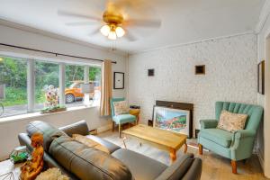 Home with Water Access: Close to Saratoga