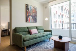 Providencia Pulse Sleek 2BR Apt in Trendy District