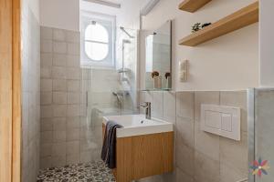 Breuer Apartman