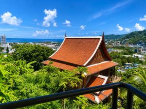 Baan Mon Hill