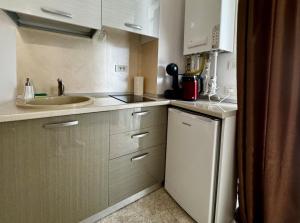 Apartamente Prima Linie cu Vedere la Mare 98
