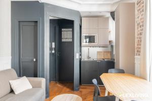 Cozy T2 at the Foot of Montmartre Paris 9th