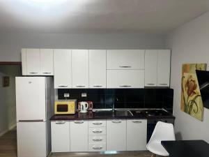 Cozy Studio For 2 in Central Tirana