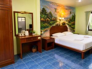 Baan Mon Hill