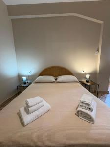 ASCHENEZ 26 ROOMS & SUITEs