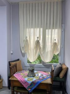 Lori Hostel - The HouseGreen and Blue Meet