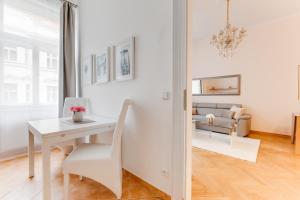 Old Town Royal Two Bedroom Apartment