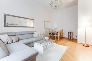 Old Town Royal Two Bedroom Apartment