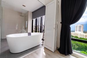 Vista Home Midvalley Southkey Mosaic