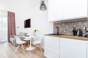 Gold Flamingo Apartament by Noclegi Renters