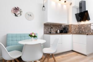 Gold Flamingo Apartament by Noclegi Renters