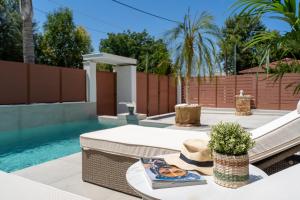 Halkidiki Luxury Villa Palm Oasis Private Pool & Hot Tub