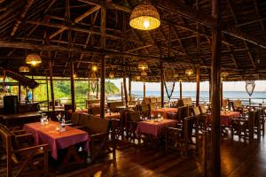 Black Beach Resort