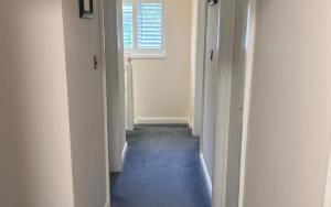 Double Room Private Bathroom Parking South Croydon