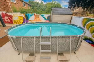 Luxe Home Near Limeridge - Sleeps 11 - Pool