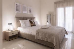 Premium stay with large balcony by Opal Keys