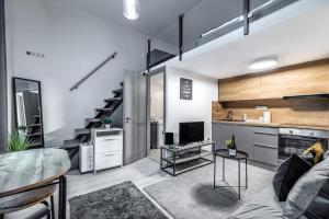 Central Budapest Boutique Gallery Loft