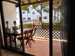 Seaside 1BDR w 2 bathrooms, pool
