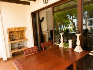 Seaside 1BDR w 2 bathrooms, pool