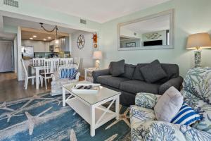 Crescent Sands of Crescent Beach I1