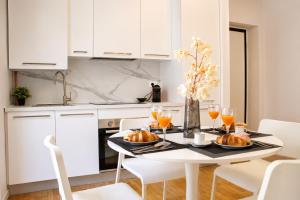 COMO CENTRAL - Brand-new flat for 5 Steps to lake A-C
