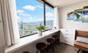 Brand New Waikiki 2BD 2BA Ocean City View, Tax included