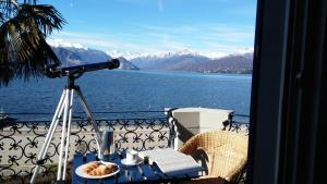 Villa Maria, Lakefront Art Villa on Lake Maggiore
