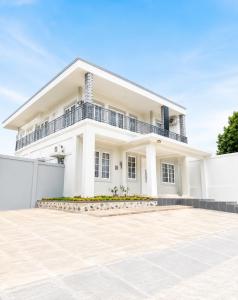 Villa Sentul Nita