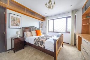 H59G- Family Home with Hot Tub & Games Room