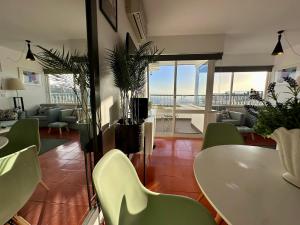 Santiago Oceanfront Living