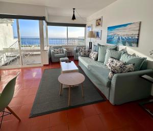 Santiago Oceanfront Living