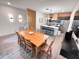 3 Bd 3 Ba The Hub At Westside Reserve 3265 Sw