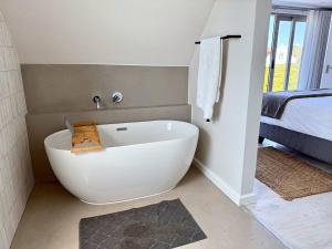 Pikkewyntjie Cottage, Vermont Sea View, Sleeps 6