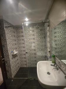 Family Apartment Piscine Clim Parking