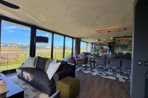 Lagoon House, Onrus Heated Pool & Lagoon View