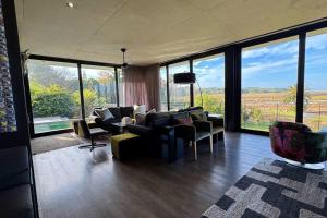 Lagoon House, Onrus Heated Pool & Lagoon View