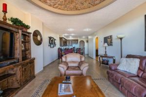 Sandy Beach Rocky Point Bella Sirena 203-E