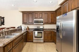 Sandy Beach Rocky Point Bella Sirena 203-E