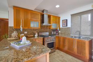 3Brbeachretreatterrenas Poolmaidbeachfront