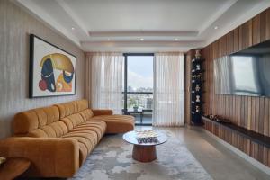3Br Elegant Spot Downtownsd Familypool