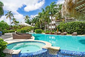 Luxbeachessencevilla Terrenaspoolbeachfront