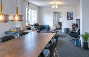 3 Bedroom Amazing Home In Hvide Sande