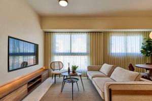 Lux Arpel Experience Downtownsd Poolgym