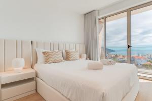 Golden View Funchal Pools, Parking & Comfort